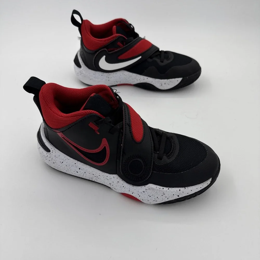 Nike Sneakers Team Hustle 4.5Y Youth Boys Basketball Shoes D11 RED DV8994-003